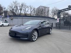 Photo of the vehicle Tesla Model 3