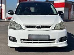 Photo of the vehicle Toyota Ipsum