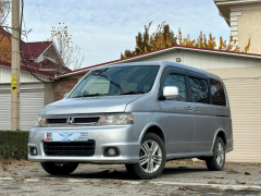 Сүрөт унаа Honda Stepwgn