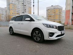 Photo of the vehicle Kia Carnival