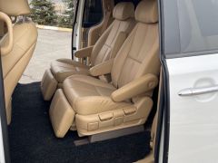 Сүрөт унаа Kia Carnival