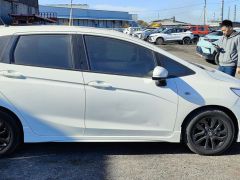 Photo of the vehicle Honda Fit