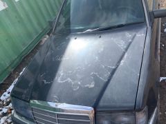 Сүрөт унаа Mercedes-Benz W124