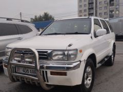 Сүрөт унаа Nissan Terrano