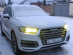 Photo of the vehicle Audi Q7