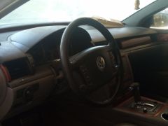 Сүрөт унаа Volkswagen Phaeton