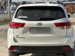 Сүрөт унаа Toyota Highlander