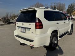 Photo of the vehicle Lexus GX