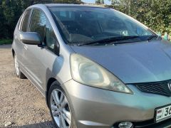 Фото авто Honda Fit