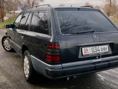 Сүрөт унаа Mercedes-Benz W124