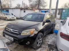 Сүрөт унаа Toyota RAV4