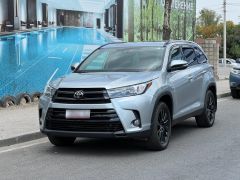 Сүрөт унаа Toyota Highlander