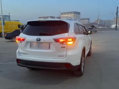 Сүрөт унаа Toyota Highlander