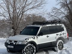 Сүрөт унаа Mitsubishi Pajero