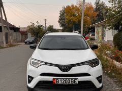 Сүрөт унаа Toyota RAV4