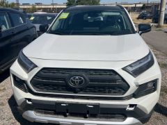 Сүрөт унаа Toyota RAV4