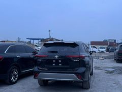 Сүрөт унаа Toyota Highlander