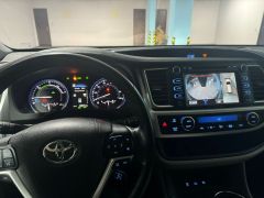 Сүрөт унаа Toyota Highlander