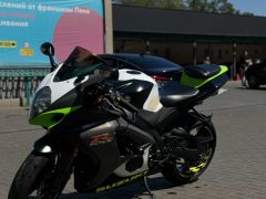 Сүрөт унаа Suzuki GSX-R 1000