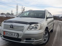 Сүрөт унаа Toyota Avensis