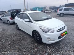 Photo of the vehicle Hyundai Accent