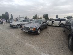 Сүрөт унаа Mercedes-Benz W124