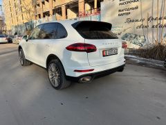 Photo of the vehicle Porsche Cayenne