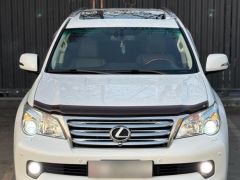 Photo of the vehicle Lexus GX