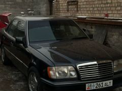 Фото авто Mercedes-Benz W124