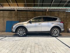 Сүрөт унаа Toyota RAV4