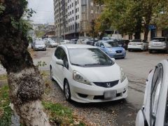 Фото авто Honda Fit