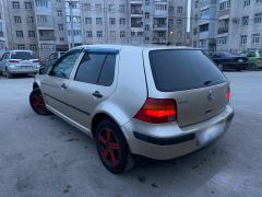 Фото авто Volkswagen Golf