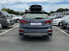 Photo of the vehicle Hyundai Santa Fe