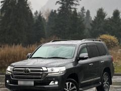 Фото авто Toyota Land Cruiser