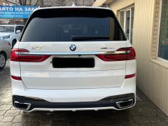 Photo of the vehicle BMW X7