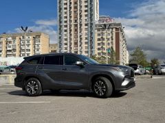 Сүрөт унаа Toyota Highlander