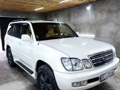 Photo of the vehicle Lexus LX