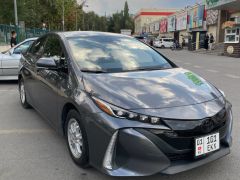 Фото авто Toyota Prius