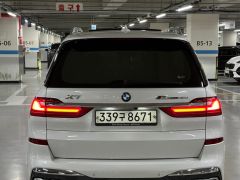 Фото авто BMW X7