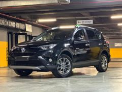 Сүрөт унаа Toyota RAV4