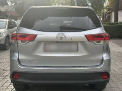 Photo of the vehicle Toyota Highlander