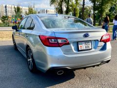 Photo of the vehicle Subaru Legacy