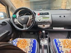 Фото авто Honda Jazz