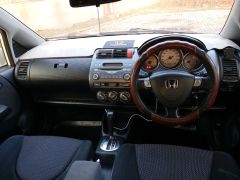 Photo of the vehicle Honda Fit