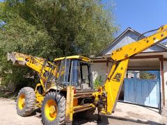 Photo of the vehicle JCB 4CX