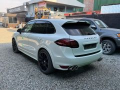 Сүрөт унаа Porsche Cayenne