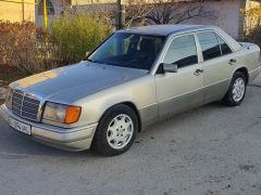 Photo of the vehicle Mercedes-Benz W124