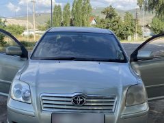 Сүрөт унаа Toyota Avensis