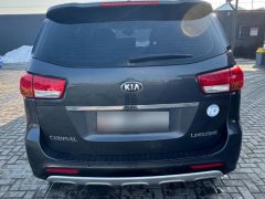 Photo of the vehicle Kia Carnival