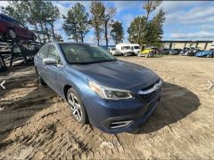 Photo of the vehicle Subaru Legacy